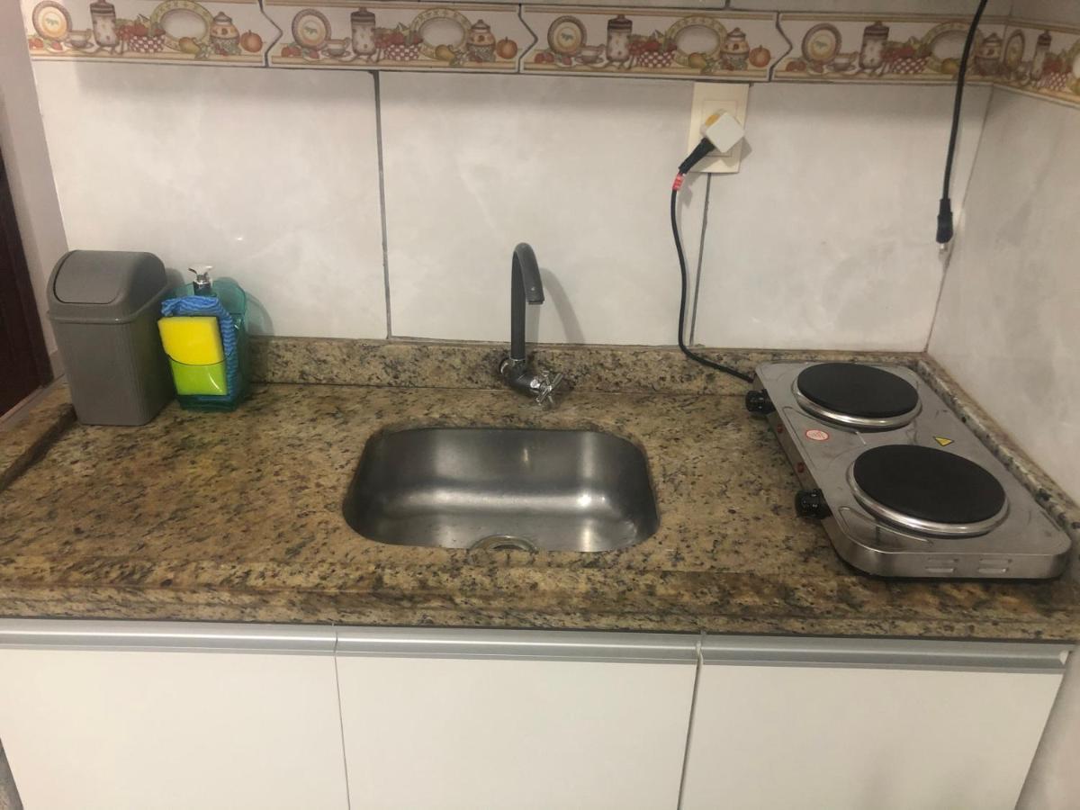 Apartamento Em Floripa -Muito Proximo Ao Aeroporto Lägenhet Florianópolis Exteriör bild